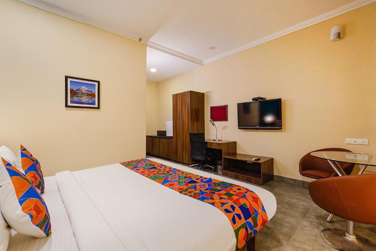 Fabhotel Chris - Nr Vydehi Hospital Бенґалуру Екстер'єр фото